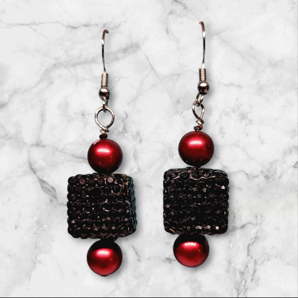 Elegant Red and Black Beaded Earrings